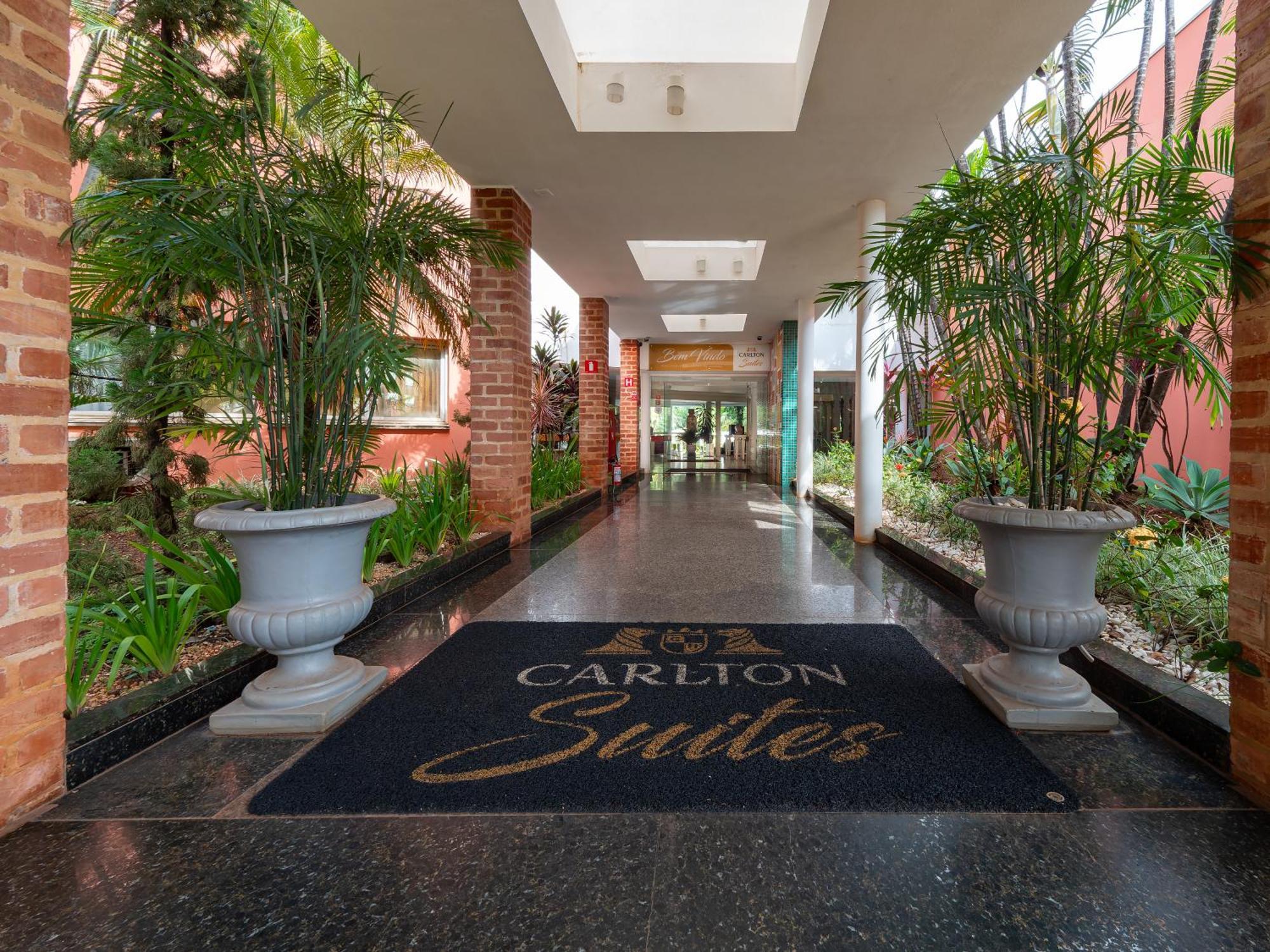 Carlton Suites Limeira Bagian luar foto
