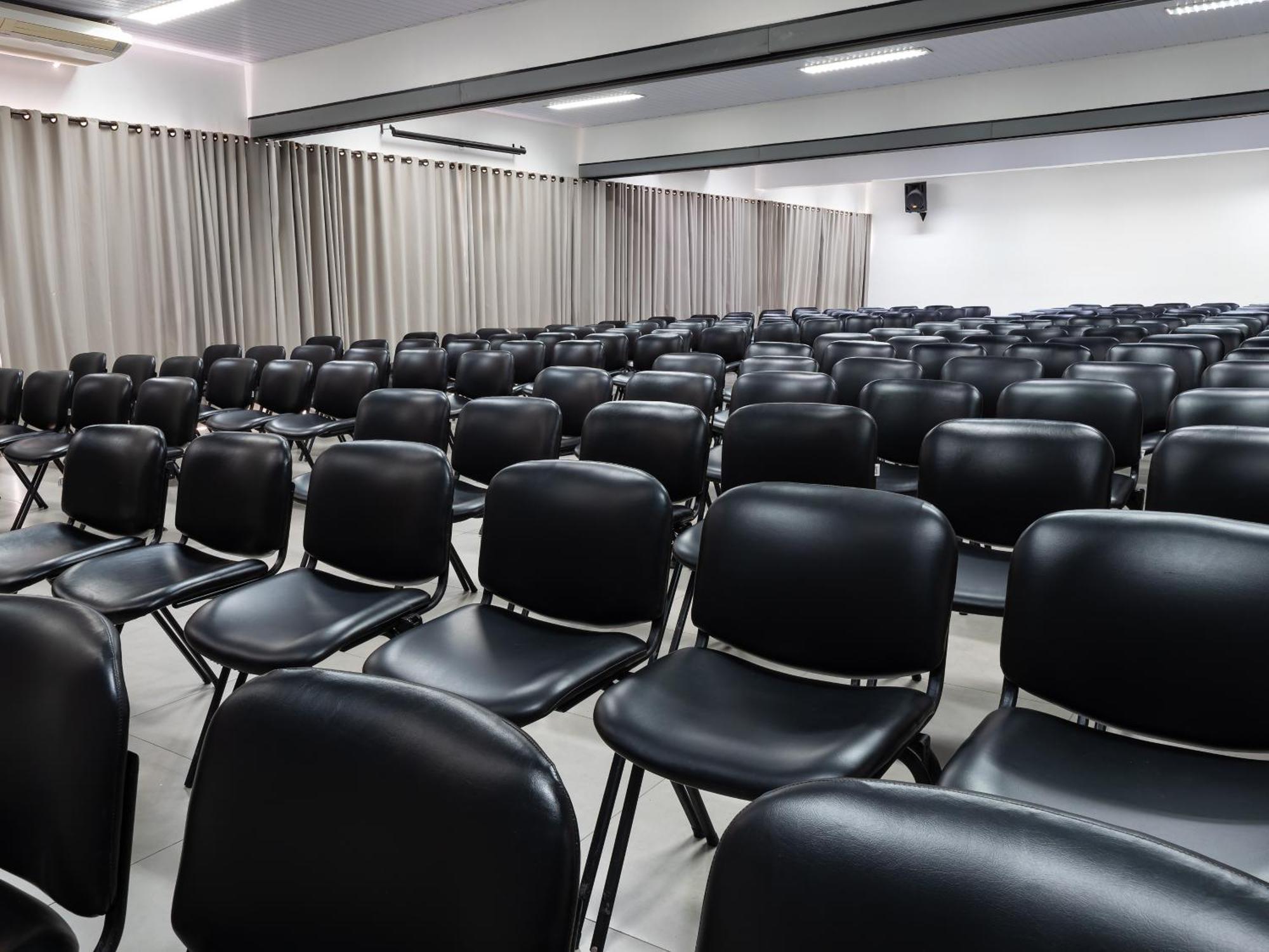Carlton Suites Limeira Bagian luar foto