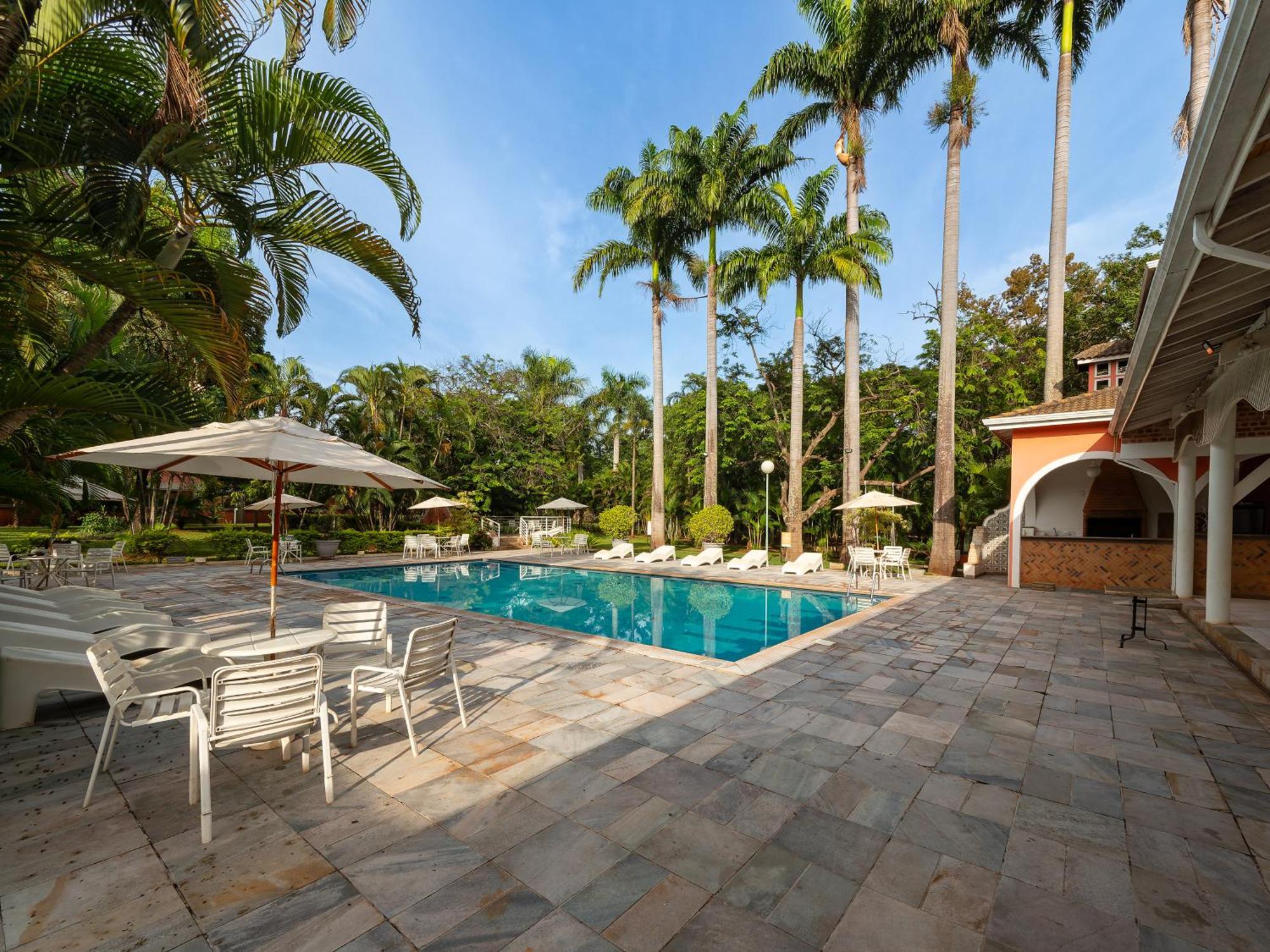 Carlton Suites Limeira Bagian luar foto