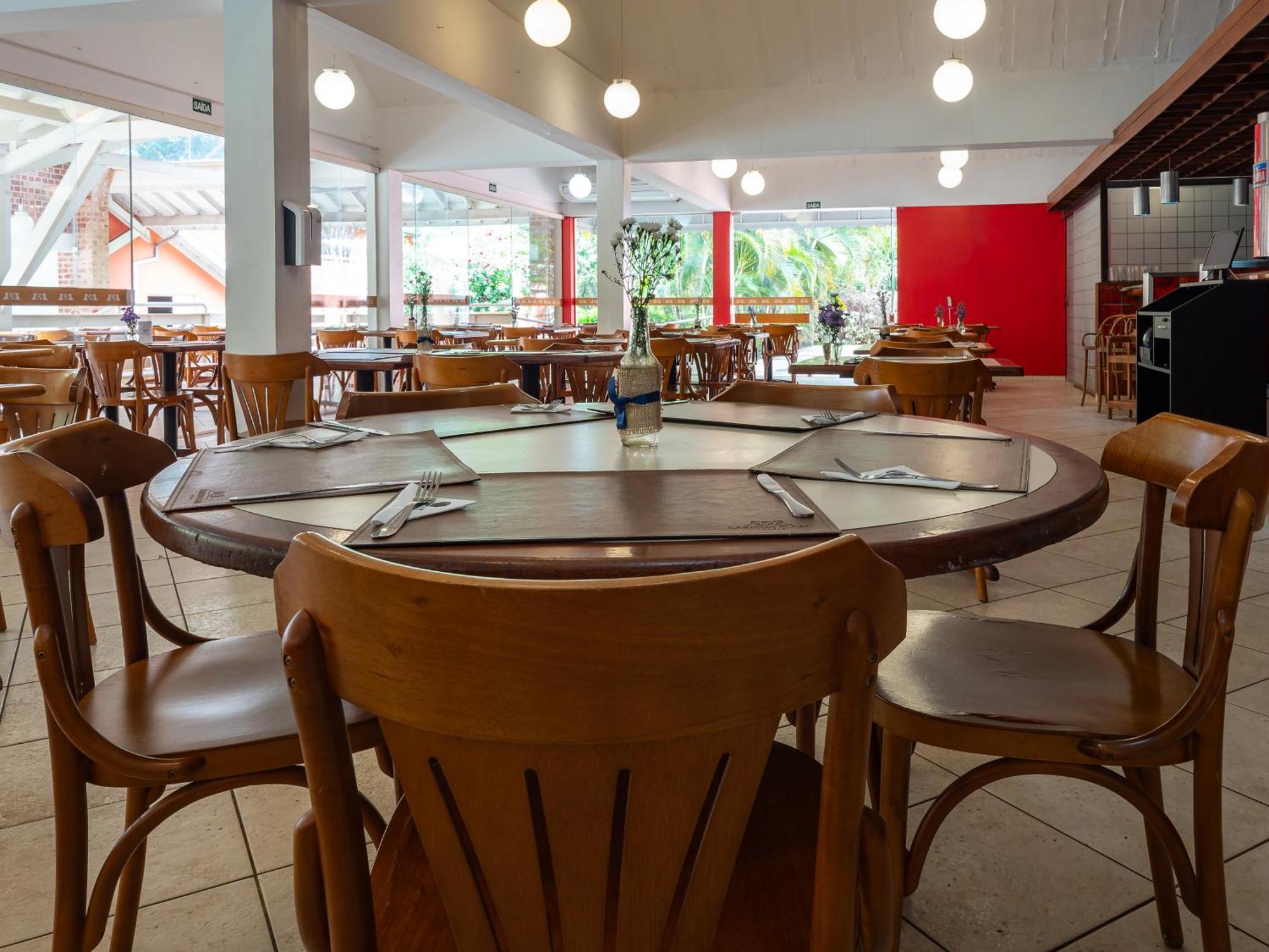 Carlton Suites Limeira Bagian luar foto